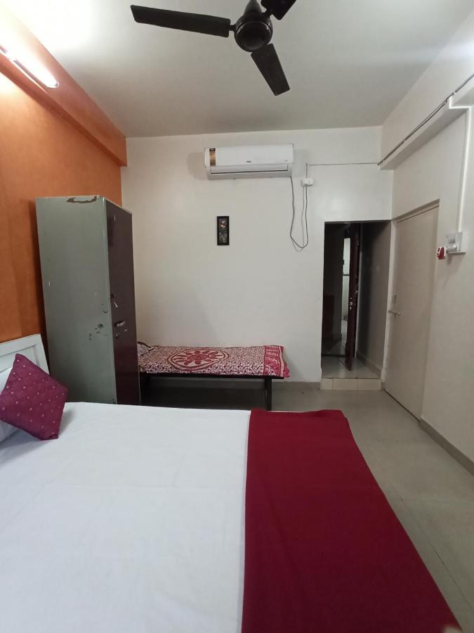 Malwade Motels Pune Exterior photo