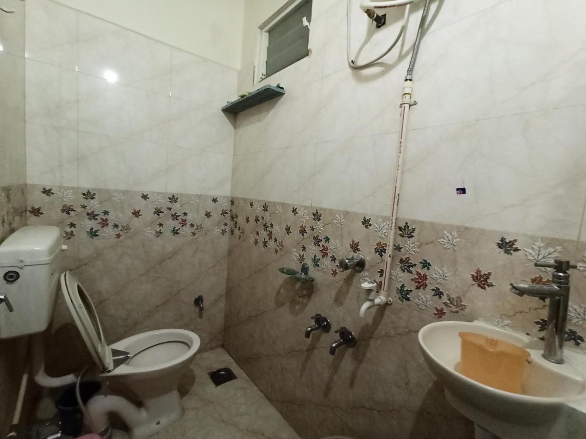 Malwade Motels Pune Exterior photo